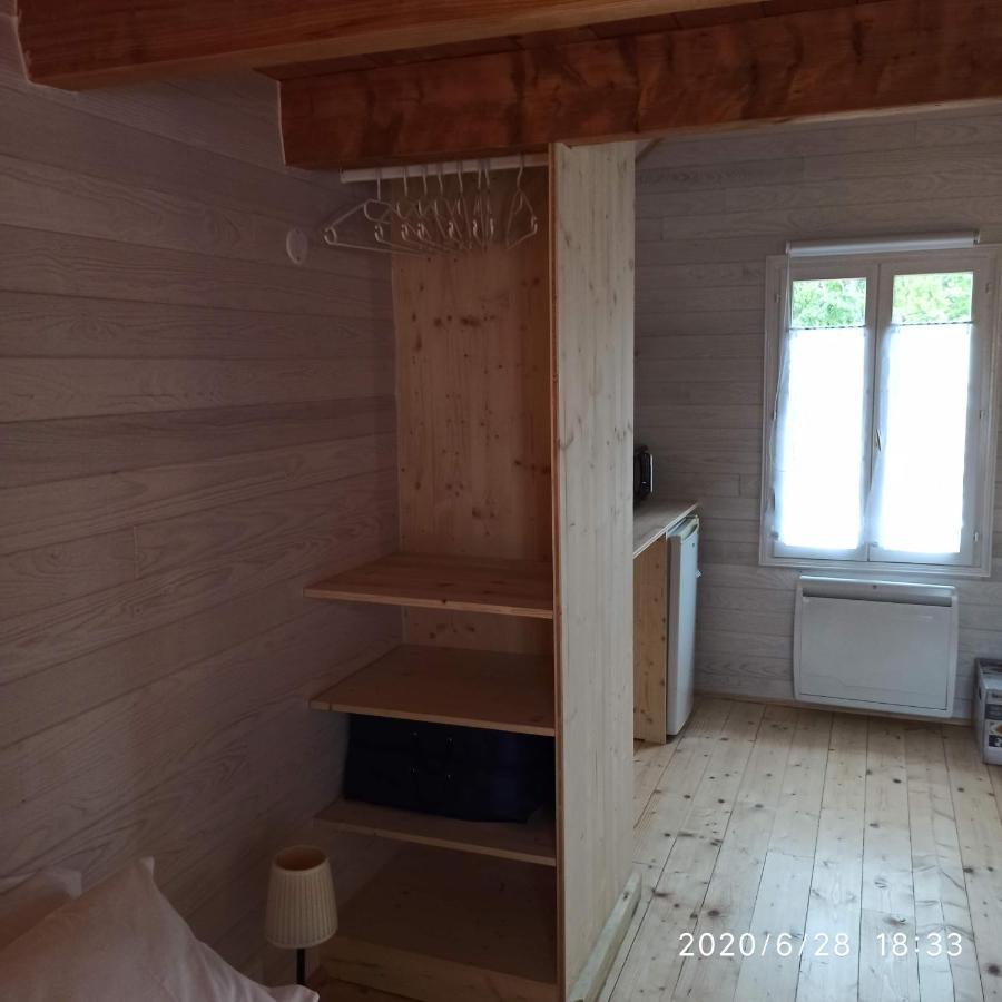 Une Tiny House A Decouvrir Au Coeur De La Cite ! Contrexéville Exterior foto
